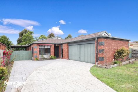 Property photo of 22 Simmonds Place Roxburgh Park VIC 3064