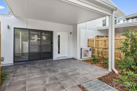 Property photo of 2/42 Selborne Street Mount Gravatt East QLD 4122