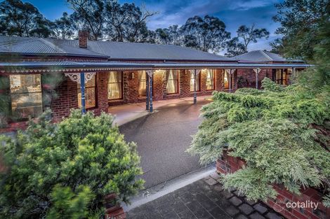 104 Mt Morton Rd, Belgrave Heights, VIC 3160