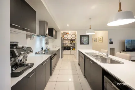 Property photo of 3 Baltimore Avenue Hamilton Valley NSW 2641