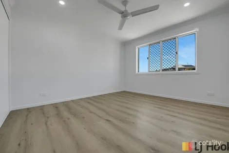 Property photo of 8 Jenny Lind Court Boyne Island QLD 4680
