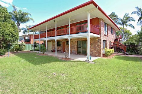 Property photo of 18 Howard Court Sandstone Point QLD 4511