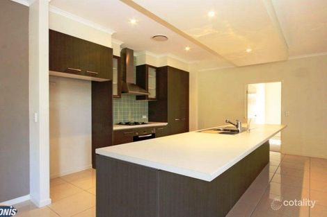 Property photo of 2 Echidna Place Ningi QLD 4511