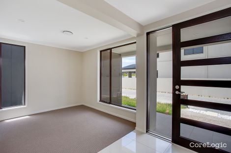 Property photo of 52 North View Street Hope Island QLD 4212