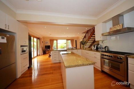 Property photo of 10 Gardeners Road Bentleigh East VIC 3165