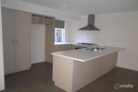 Property photo of 3/7 Range View Road High Wycombe WA 6057