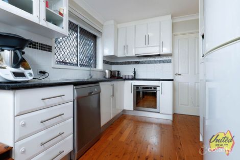 Property photo of 2 Bruchhauser Crescent Elderslie NSW 2570