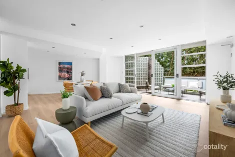 Property photo of 405/14-18 Francis Street Dee Why NSW 2099