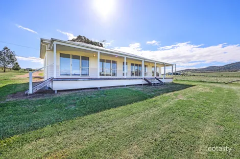 Property photo of 1 Bakewell Circuit Scone NSW 2337