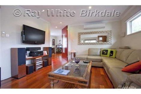 Property photo of 100 Queens Esplanade Thorneside QLD 4158