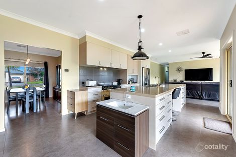 Property photo of 10 Sarah Candace Court Munno Para West SA 5115