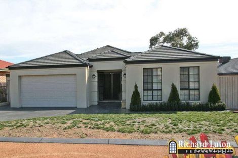 Property photo of 35 Stringybark Drive Jerrabomberra NSW 2619