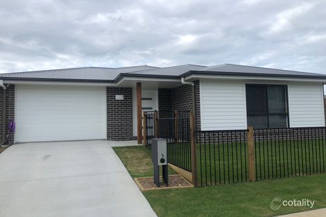 5 Dannielle Cct, Lawnton, QLD 4501
