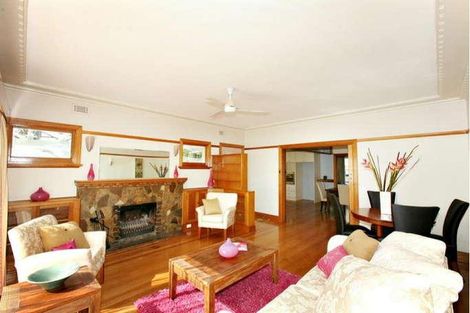 82 Albion Rd, Box Hill, VIC 3128