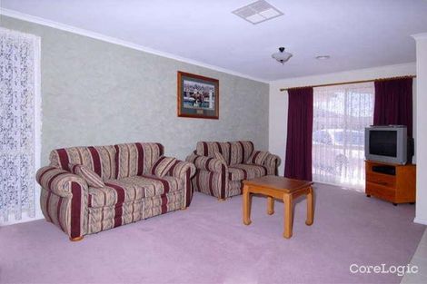 Property photo of 9 Cambridge Crescent Taylors Lakes VIC 3038
