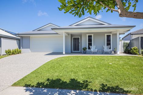 143 Freshwater Dr, Banksia Beach, QLD 4507