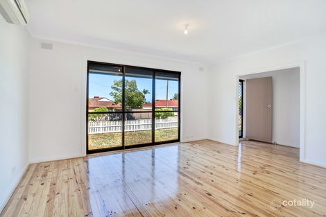 Property photo of 8 Grant Avenue Gilles Plains SA 5086