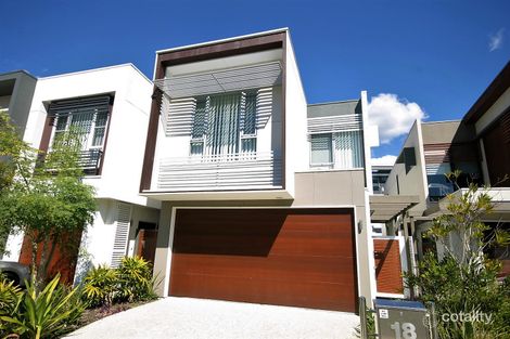 Property photo of 18 Brooklyn Crescent Robina QLD 4226