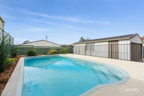 Property photo of 64 Yeramba Road Summerland Point NSW 2259