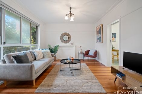 Property photo of 2/11 Oberwyl Road Camberwell VIC 3124
