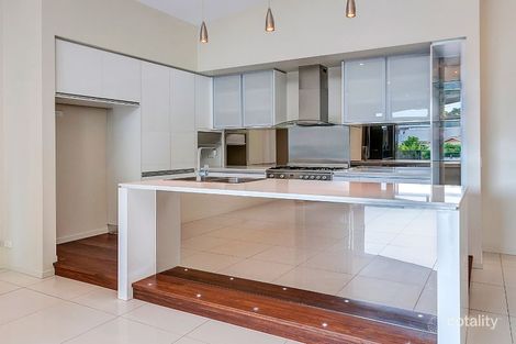 Property photo of 3 Lancewood Close Mount Sheridan QLD 4868