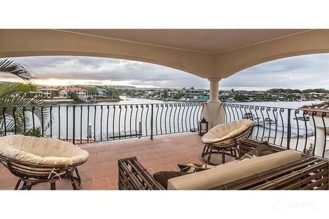 Property photo of 67 Sir Bruce Small Boulevard Benowa QLD 4217