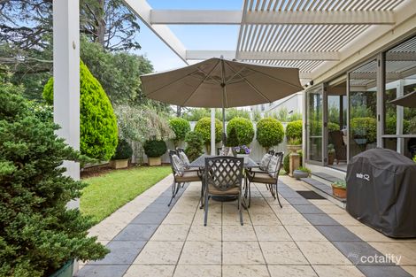 1 Sunningdale Way, Heatherton, VIC 3202