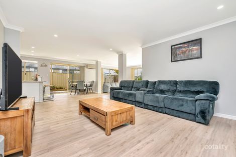 Property photo of 10 Sugar Bush Way Meadow Springs WA 6210