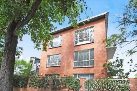 3/123 Millswyn St, South Yarra, VIC 3141