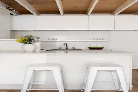 Property photo of 2/18 Johnstone Street Malvern VIC 3144