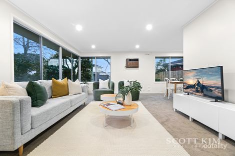 Property photo of 2 Tiverton Drive Mulgrave VIC 3170