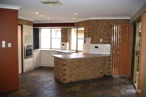 15 Pegley Dr, Parkwood, WA 6147