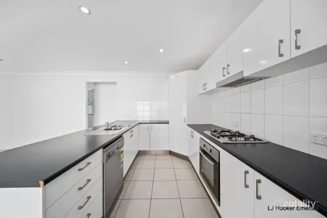 Property photo of 8 Amber Street Emerald QLD 4720