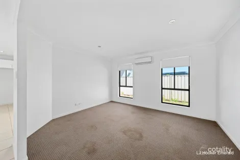 Property photo of 8 Amber Street Emerald QLD 4720
