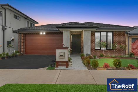 Property photo of 14 Medlar Avenue Manor Lakes VIC 3024