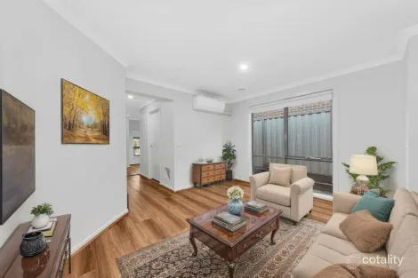 Property photo of 75 Rockpool Road Truganina VIC 3029