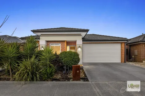 13 Romney Way, Clyde North, VIC 3978