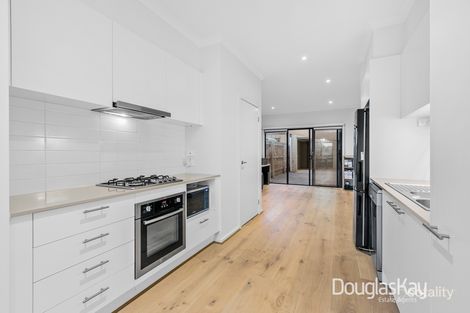 Property photo of 71 Queen Circuit Sunshine VIC 3020