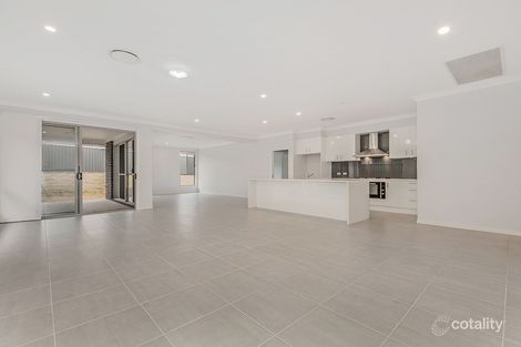 Property photo of 11 Buckingham Loop Oran Park NSW 2570