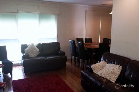 Property photo of 1/1 De Havilland Avenue Strathmore Heights VIC 3041