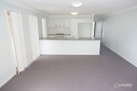 Property photo of 30 Vantage Circuit Cameron Park NSW 2285