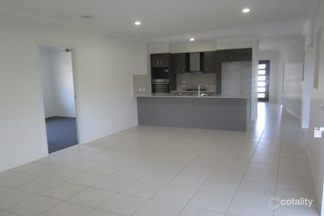 Property photo of 4 Trinity Crescent Hope Island QLD 4212