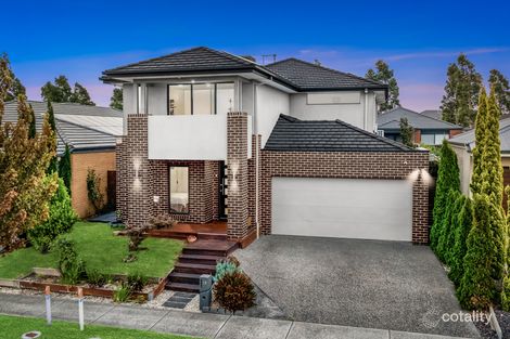 17 Strettle Cres, Cranbourne North, VIC 3977