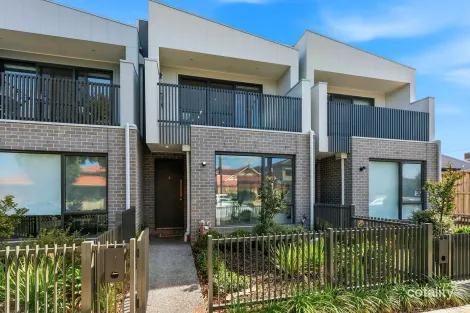 2/92 New St, South Kingsville, VIC 3015