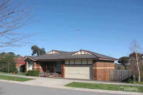 7 Kuranda Cres, Berwick, VIC 3806