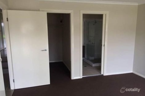 Property photo of 10 Xavier Crescent Jordan Springs NSW 2747
