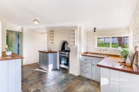 17 Diamond Gully Rd, Campbells Creek, VIC 3451