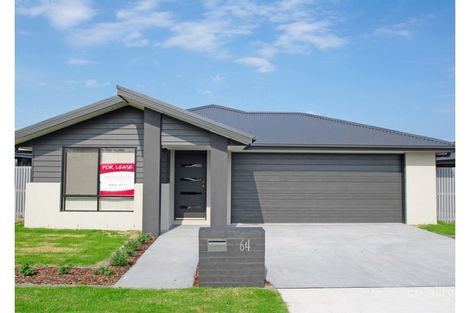 64 Seaside Bvd, Fern Bay, NSW 2295