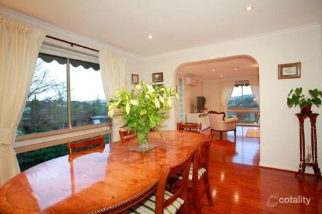 Property photo of 5 Shannon Way Berwick VIC 3806