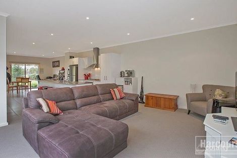 Property photo of 9/11 Howqua Place Pakenham VIC 3810